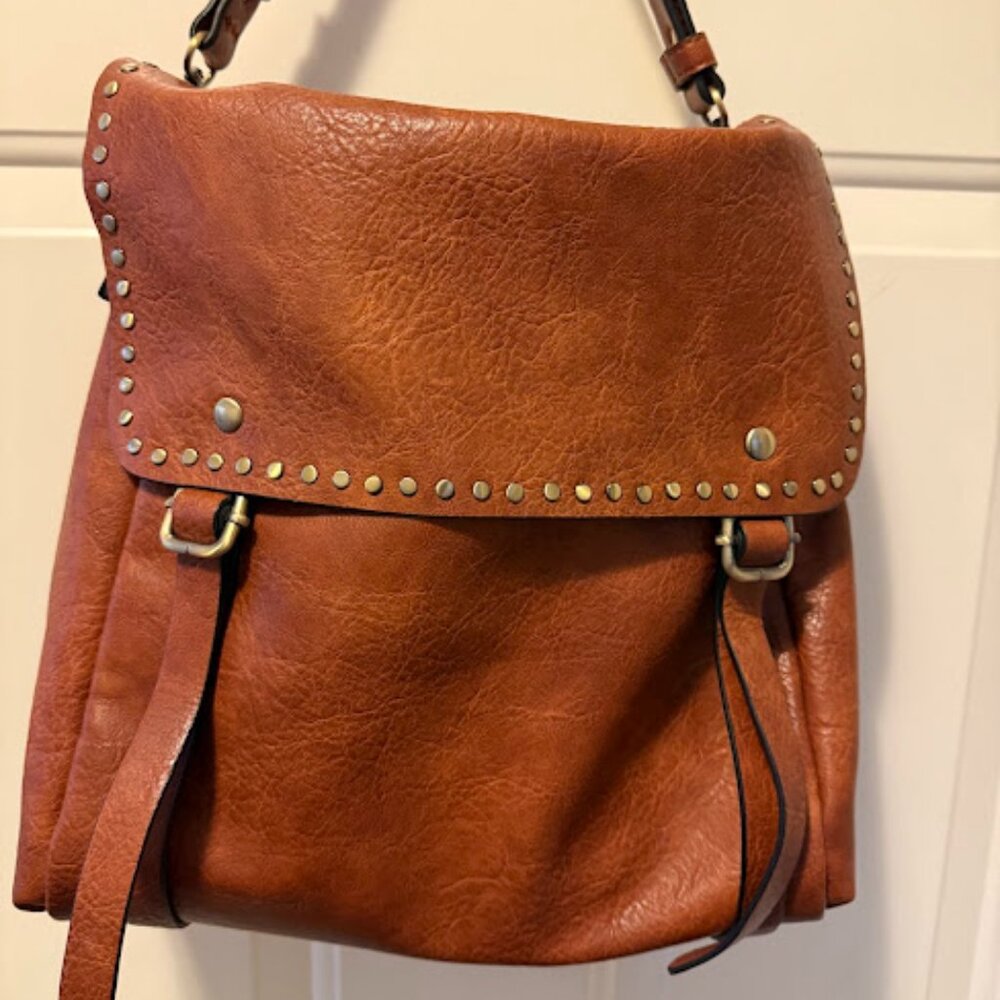 Jen & Co Indigo Vegan Leather Backpack/Shoulder bag Light Brown/Tan w/ studs - Picture 3 of 15